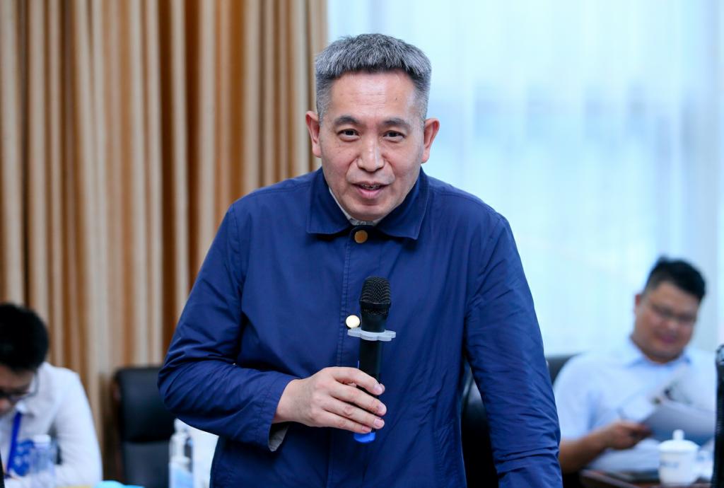 94BA90A4B4DDBC0E40410AC7691_2ED7F98A_FF4F